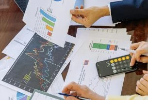 Risk and Insurance Premiums